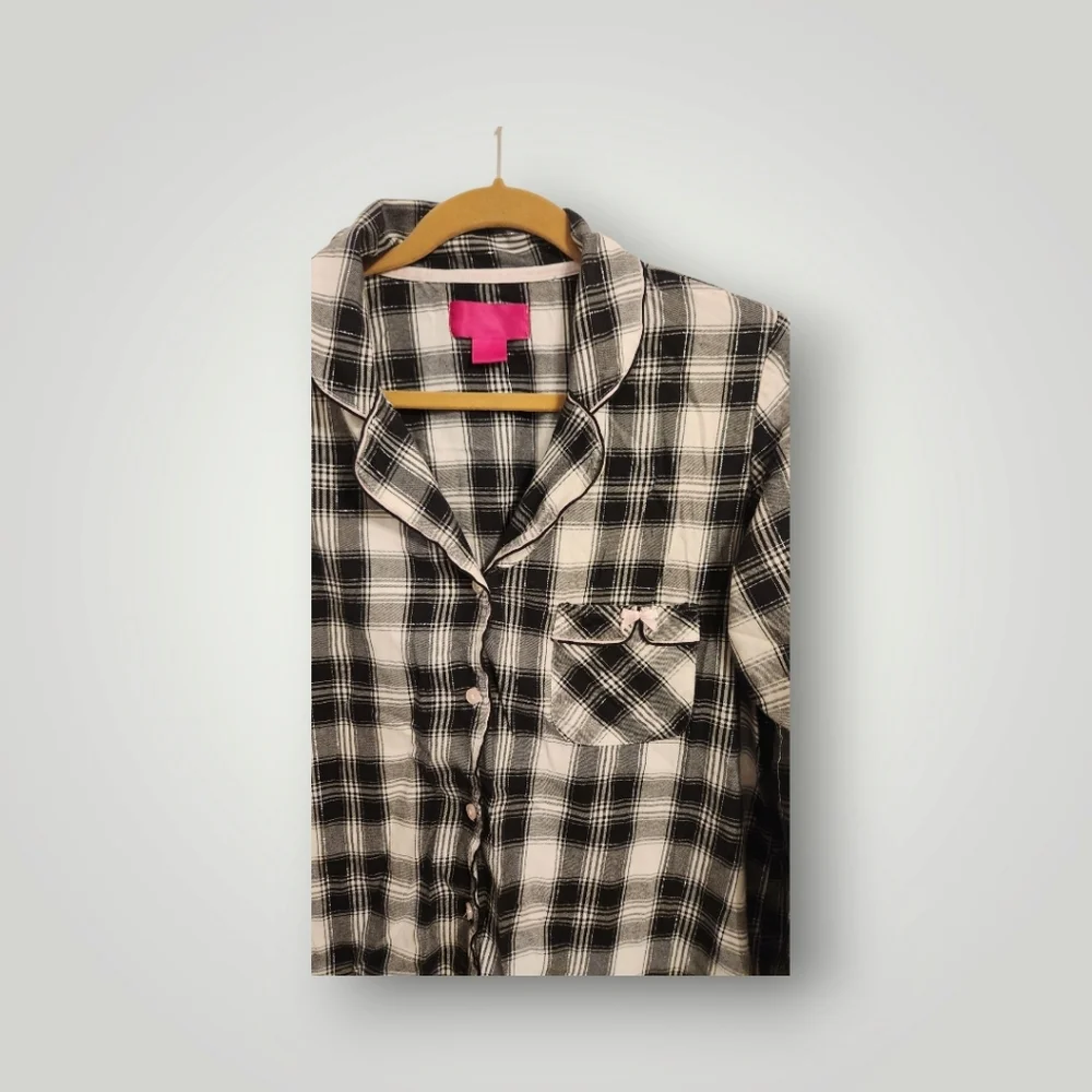 Victoria Secret Plaid Black and White women 2 piece Pajamas size M